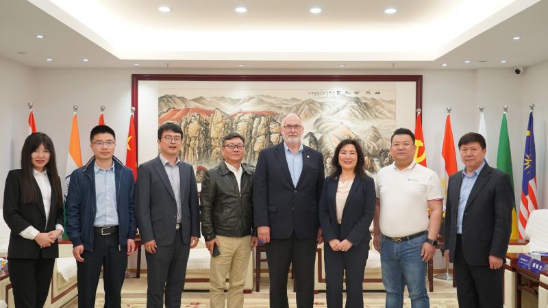 热烈欢迎 || 美国堪萨斯州代表团一行到访开云网页版·官方版在线参观交流